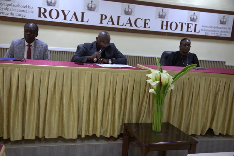 Photo de groupe UCP NYAKIRIZA-Entreprises et IMF